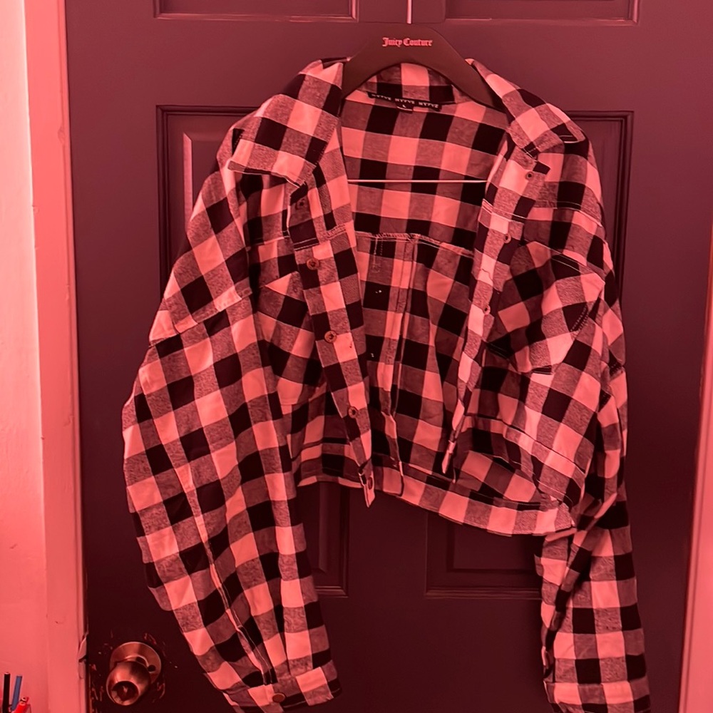 Cropped plaid flannel